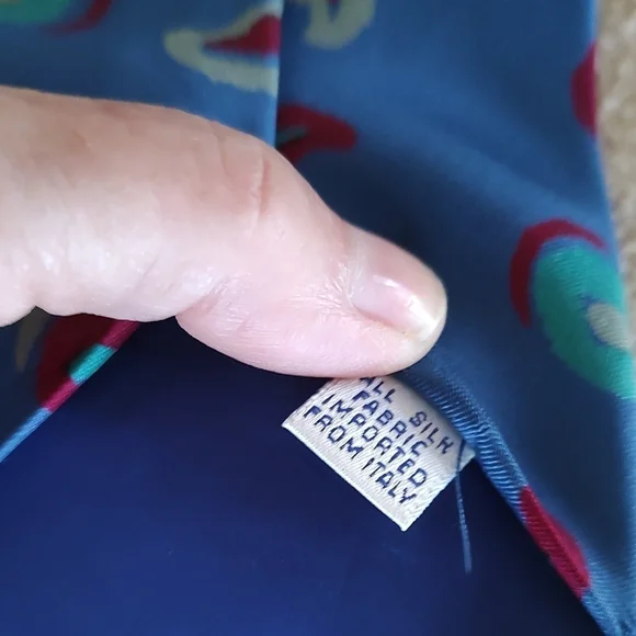 Perry Ellis Blue and Red Paisley Tie Retro - Picture 3 of 6